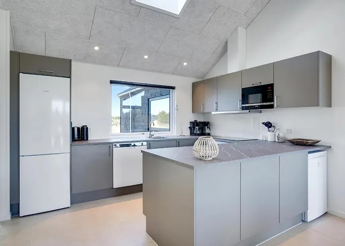 Lovely In With Sauna Feriehus Vejers Strand