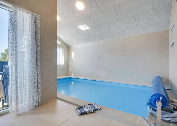 Feriehus Lovely In With Sauna